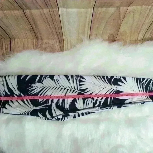 NWOT Soulcycle Retro Palm Leggings size S - Picture 8 of 9